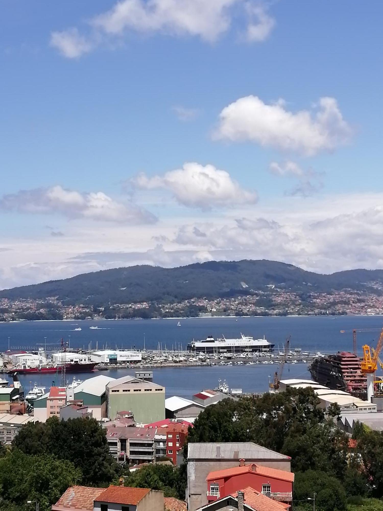 Apartamento Ático con vistas entre centro y playa Vigo Exterior foto